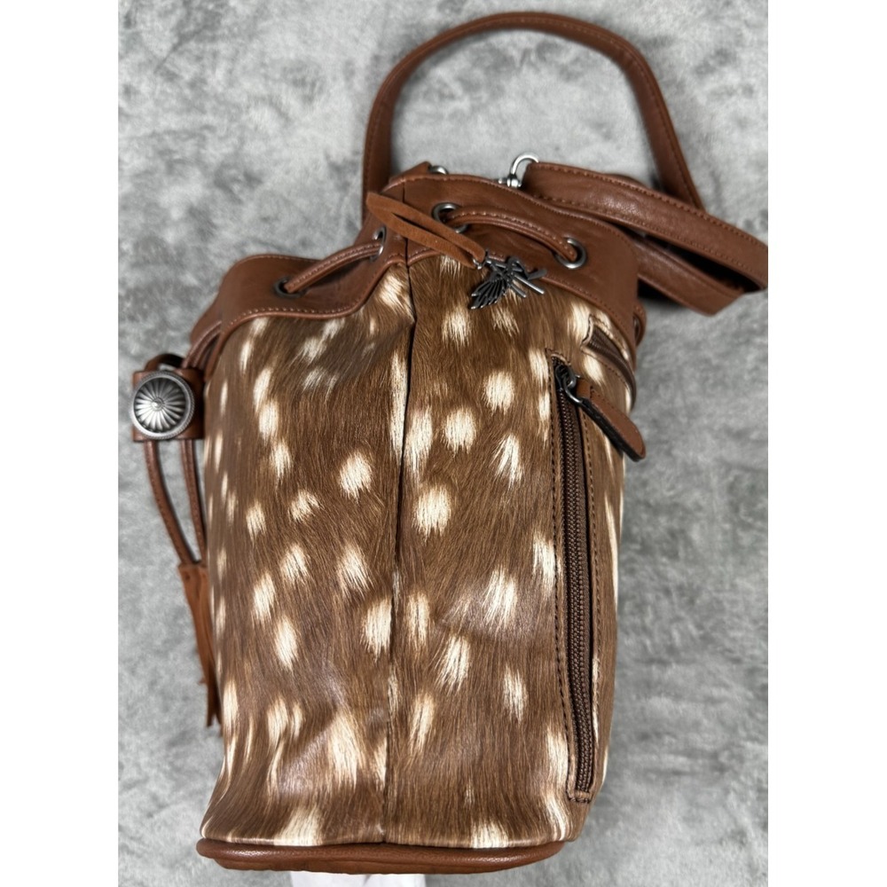 Angel Ranch Deer Print Concealed Carry Bucket Bag Brown Purse D330001102 - Picture 7 of 16